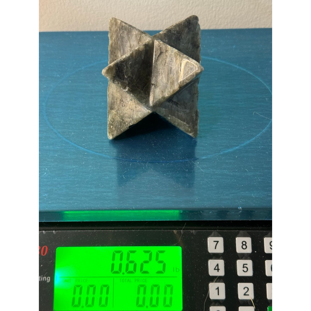 Labradorite Merkaba Crystal - Picture 5 of 8